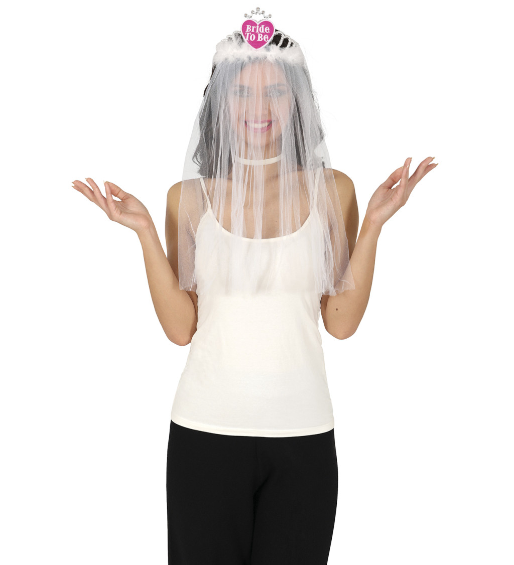 Závoj se srdíčkovou tiárou